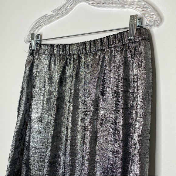 Old Navy Pasha Silver Metallic Midi Skirt - Picture 2 of 8